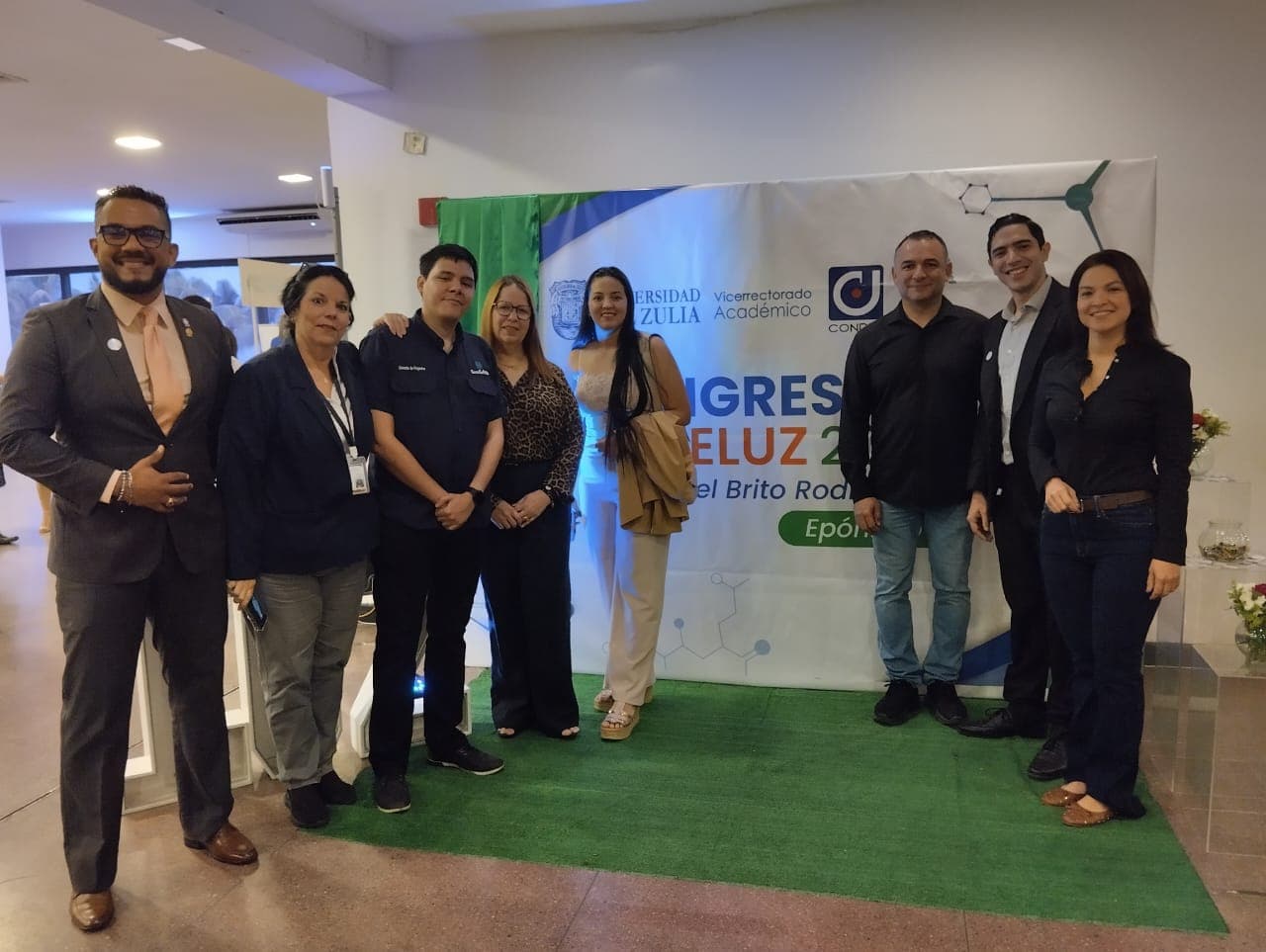 Presentación de Javier Alburges en REDIE-LUZ Universidad del Zulia